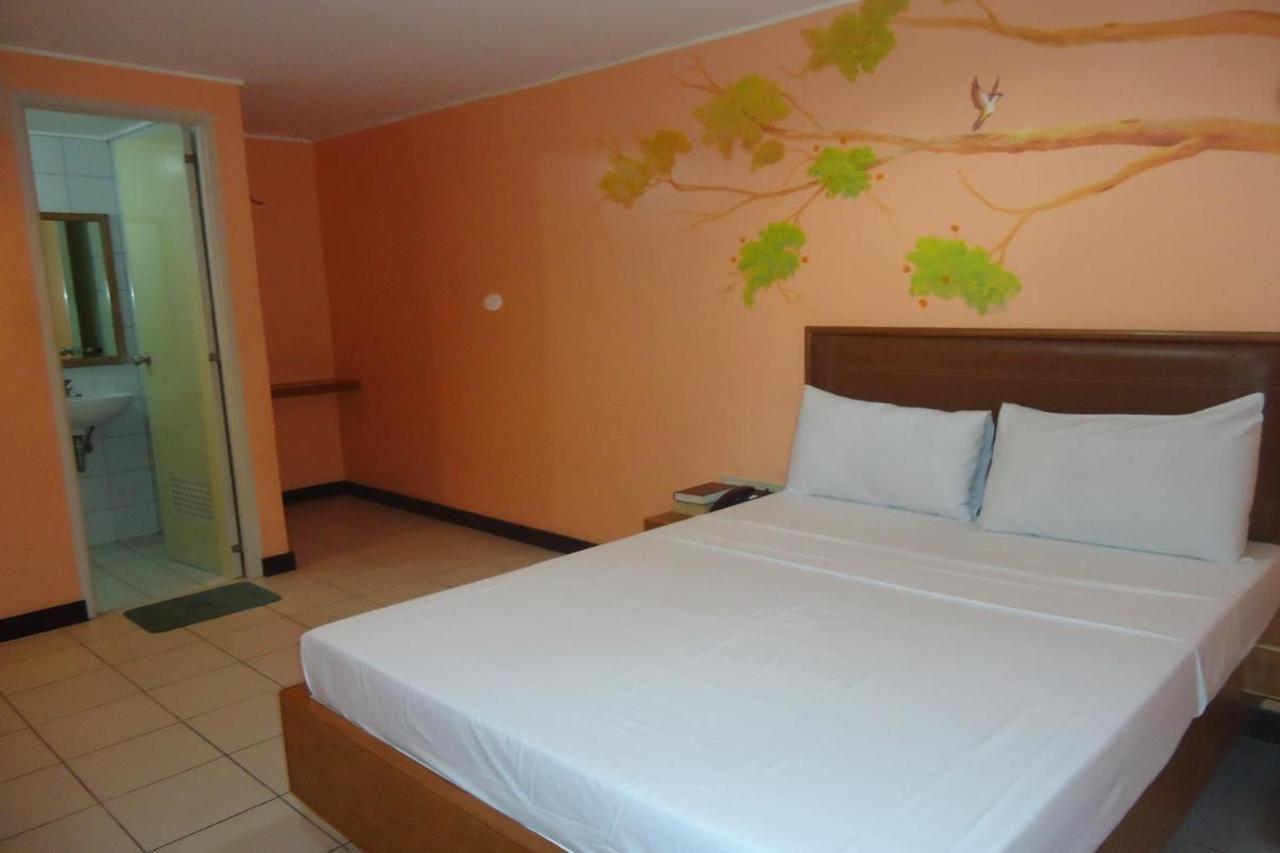 Park Bed And Breakfast Hotel Pasay Kültér fotó