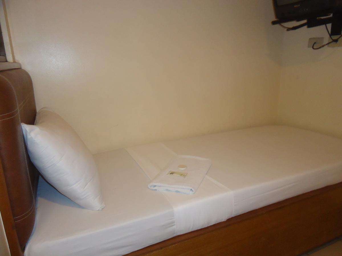 Park Bed And Breakfast Hotel Pasay Kültér fotó