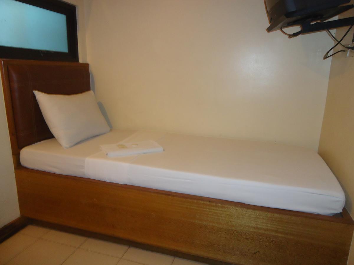 Park Bed And Breakfast Hotel Pasay Kültér fotó